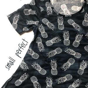 Small lularoe perfect t
